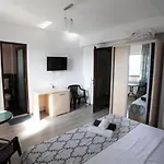 Sunset Mamaia Nord Гостевой дом