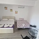 Sunset Mamaia Nord Гостевой дом Нэводари